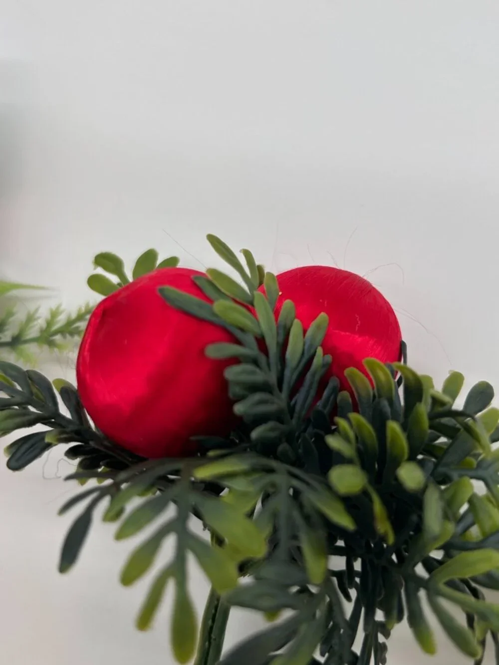 Vintage‎ Christmas Floral Pick Deer Santa Gnome Strawberry Fruit 11 Pc Lot